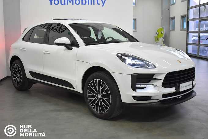 PORSCHE Macan 2.0